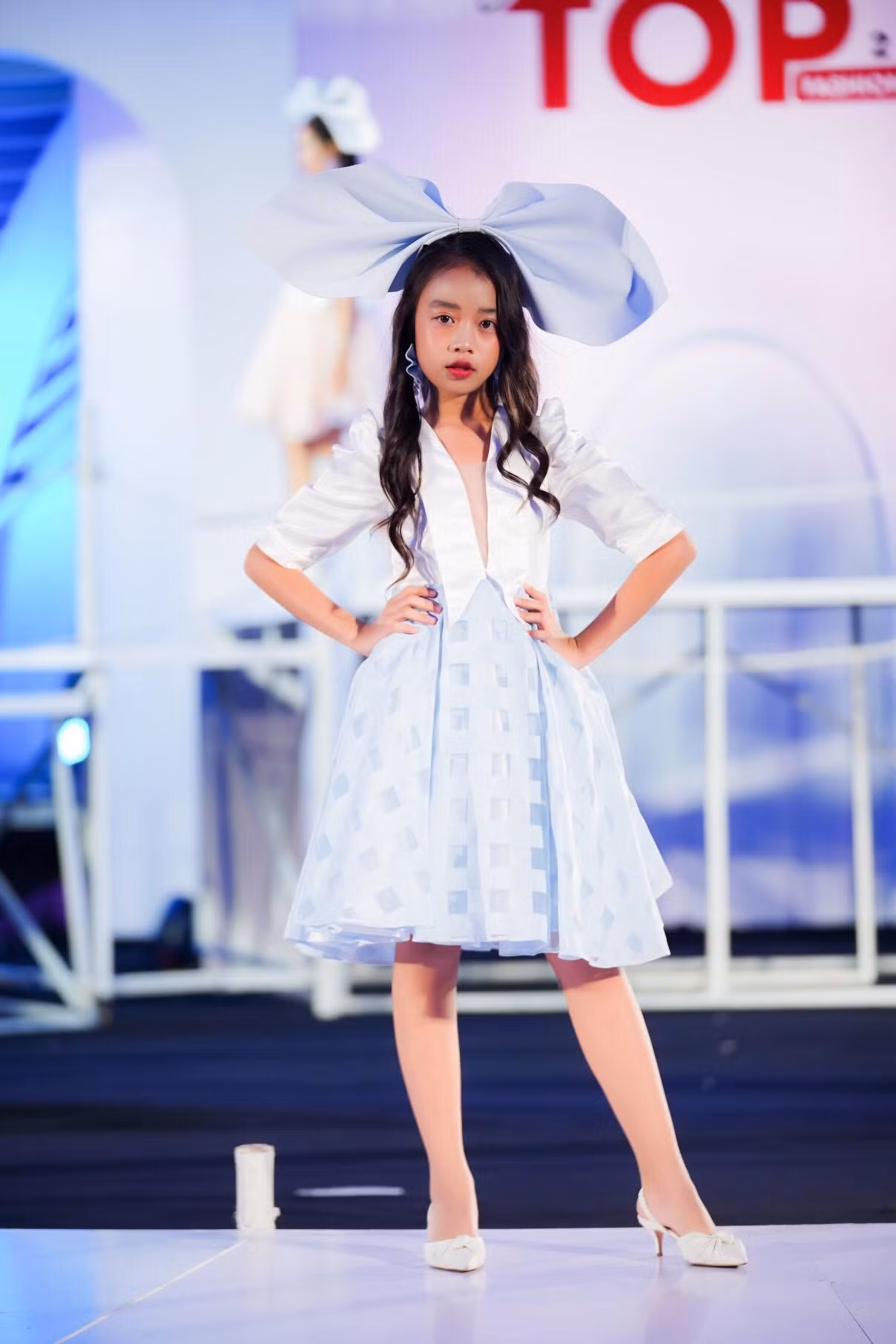 Dàn mẫu nhí khuấy đảo sắc màu tại “Vietnam Top Fashion and Hair 2020“ ảnh 11