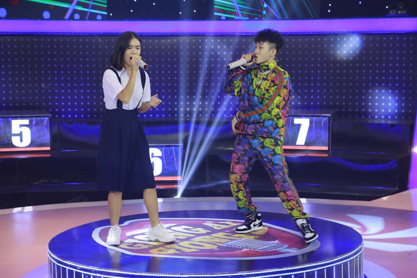 Cô bé 14 tuổi được Kay Trần "thả thính": Con nhà nòi, đa tài, lại còn "chất" ảnh 3