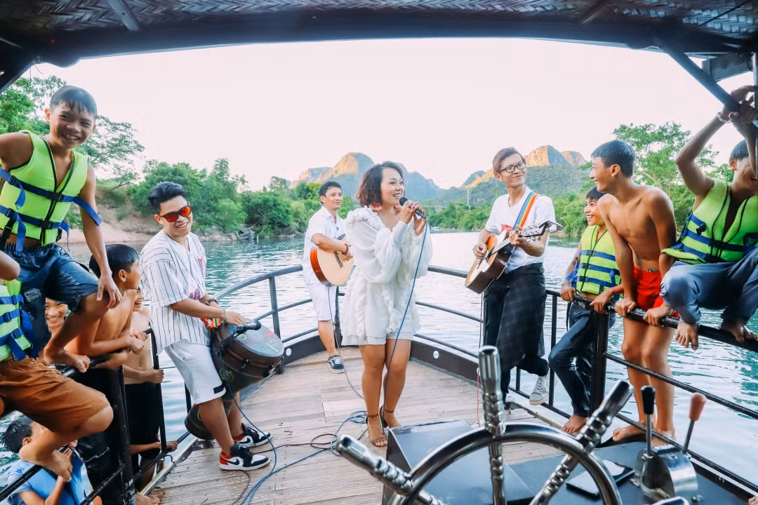 Thái Thùy Linh ra mắt hành trình “hát xuyên Việt”, kể chuyện bầm dập vì “Du ca“ ảnh 6
