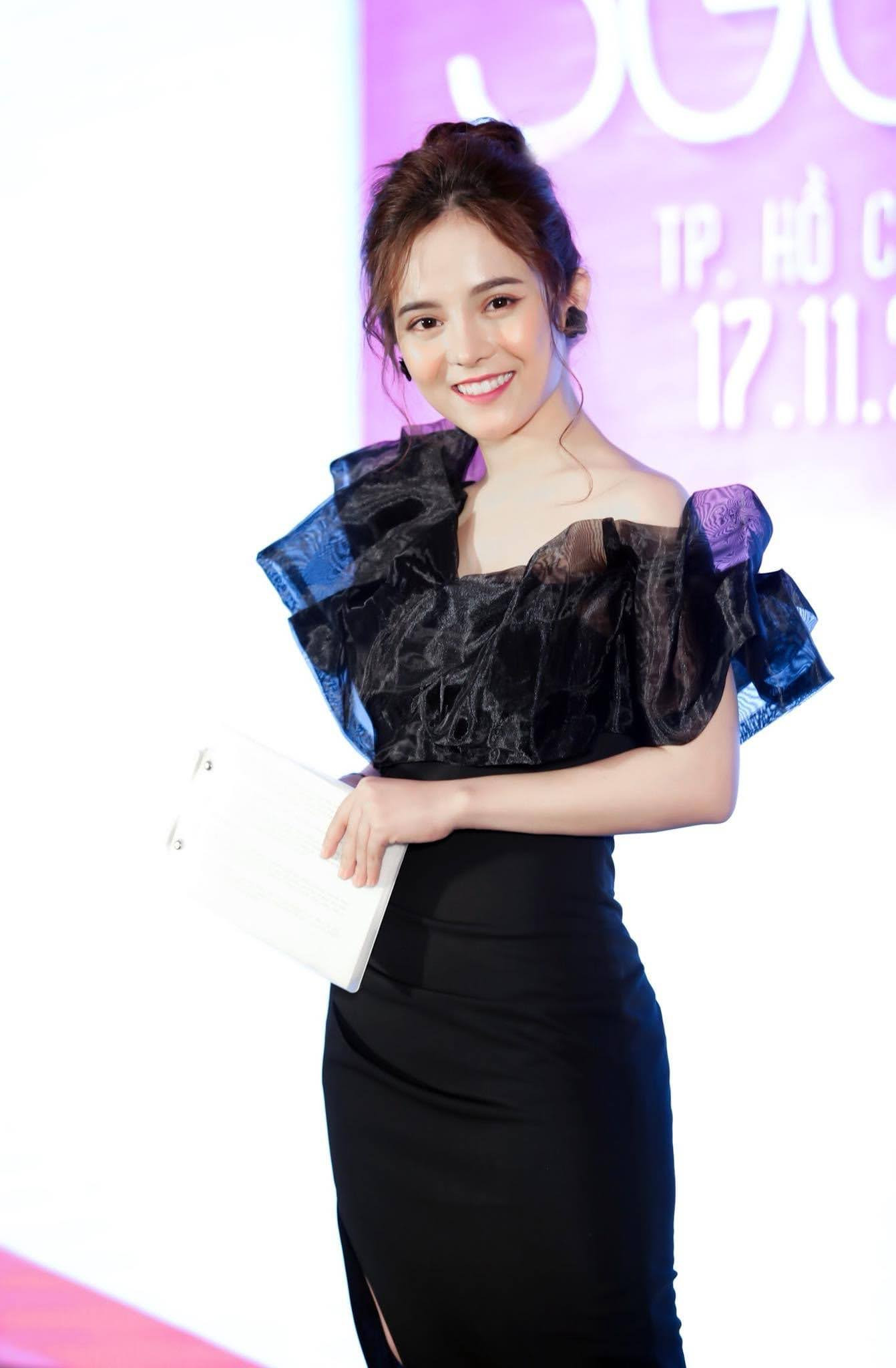 Chân dung “Cổ Lực Na Trát phiên bản Việt” khiến Thủy Tiên “sướng điên” vì hát hay ảnh 2