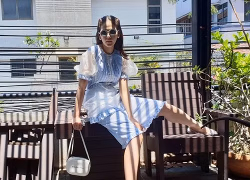 “Chất” như Chompoo Araya làm gì cũng tạo trend, dán đầy sticker lên mặt cũng “gây bão“ ảnh 12