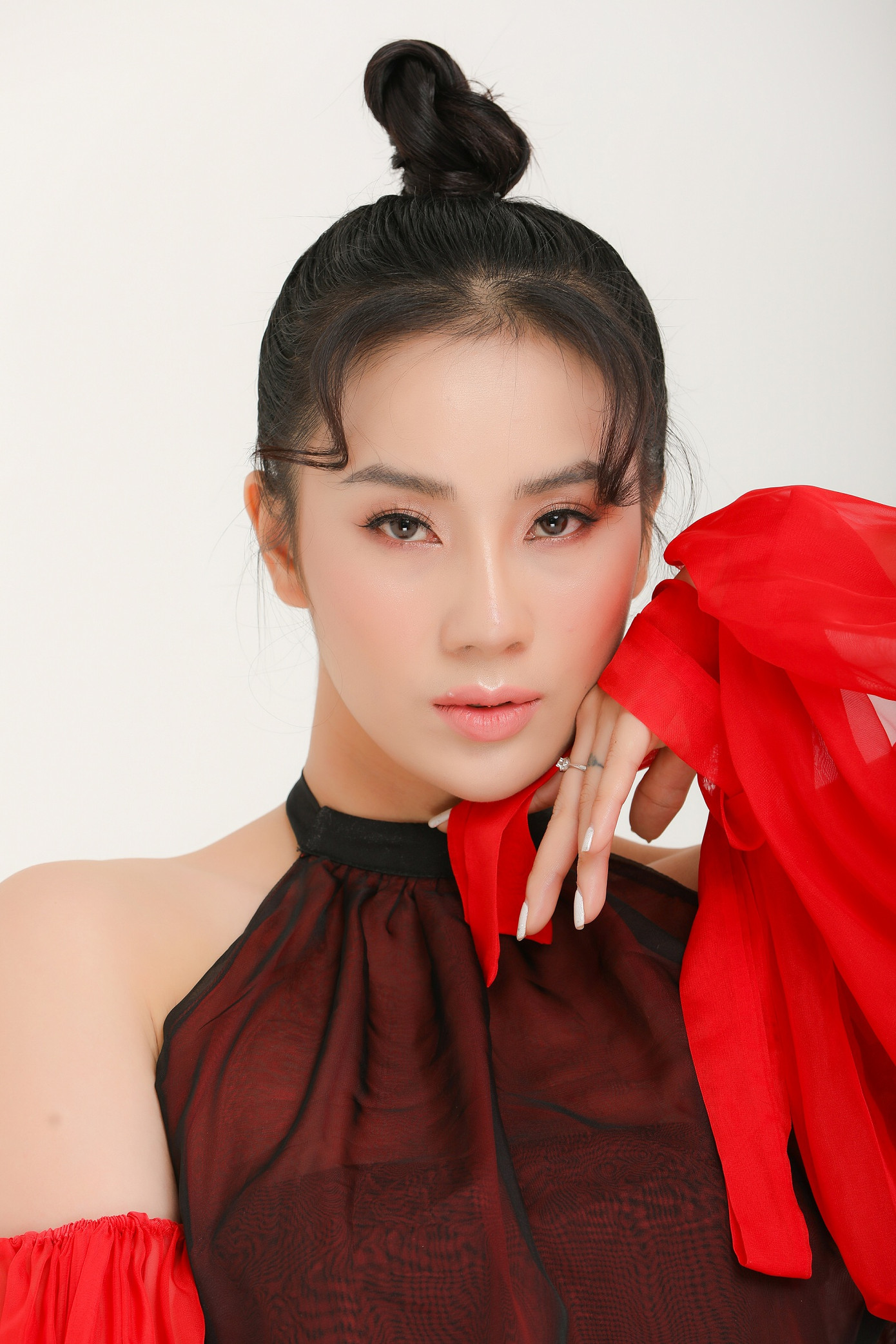 Dàn “hot TikTok” đổ bộ vào “Gương mặt thân quen”, ngó ra toàn visual “cực phẩm“ ảnh 17