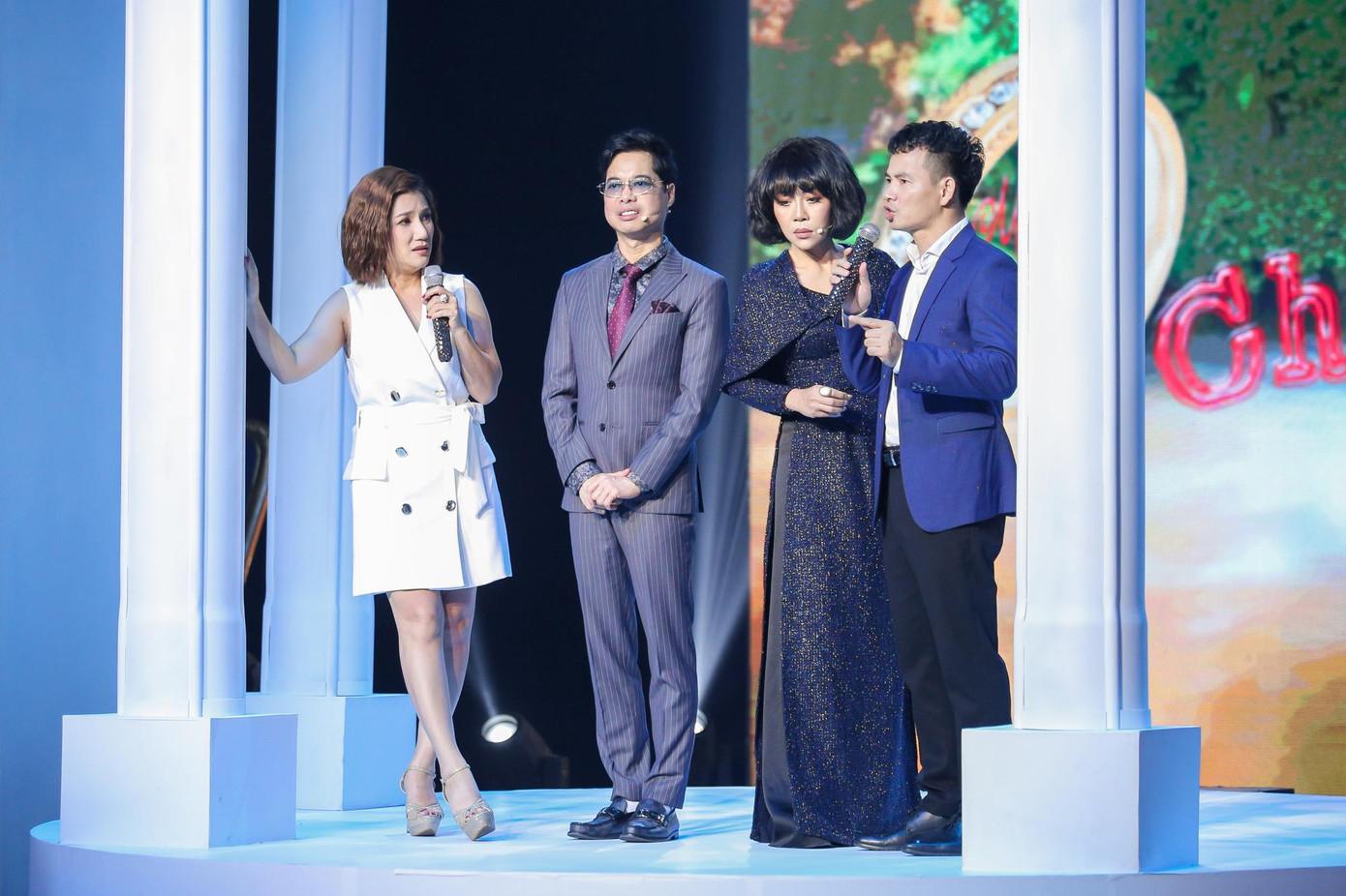 Á hậu biển Chân Phương cậy nhờ Xuân Bắc - Cát Tường “mai mối” tình duyên ảnh 7