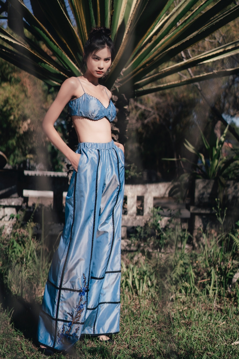 [Đẹp] Ngất ngây hình ảnh “thiên thần“của siêu mẫu Kim Dung nơi khu vườn bí mật ảnh 6