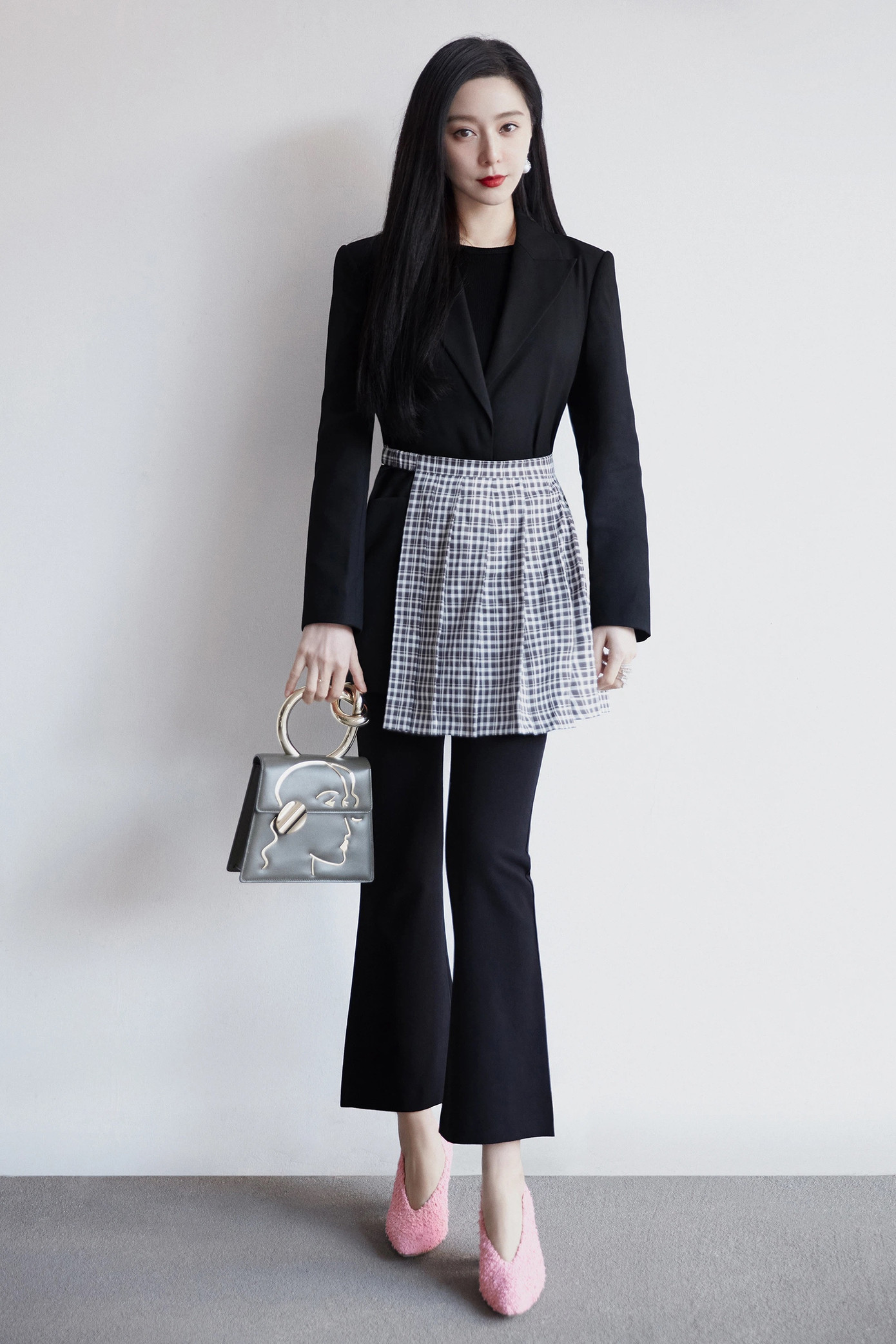 Phạm Băng Băng từ tạo hình mỹ nhân đến tóc rối lạnh lùng quyến rũ ảnh 17