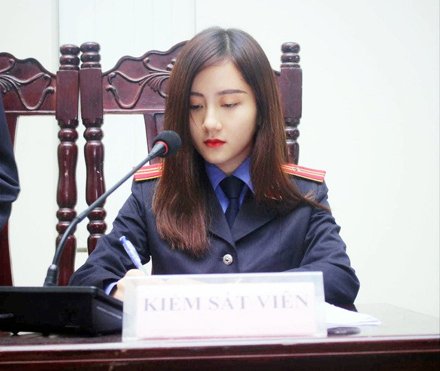 Nữ thủ khoa 9x xinh đẹp, tốt nghiệp xuất sắc trường đại học Kiểm sát ảnh 6