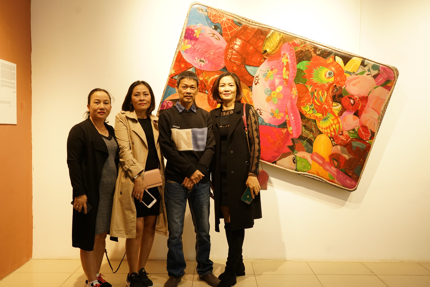 Hoa vẫn nở ảnh 3