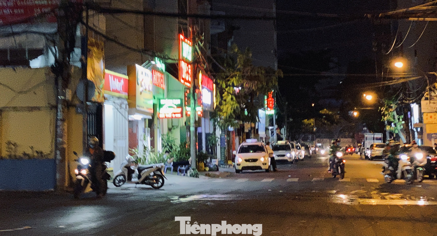 'Phố Hàn Quốc' ở Sài Gòn vắng vẻ trong mùa dịch Covid-19 ảnh 4