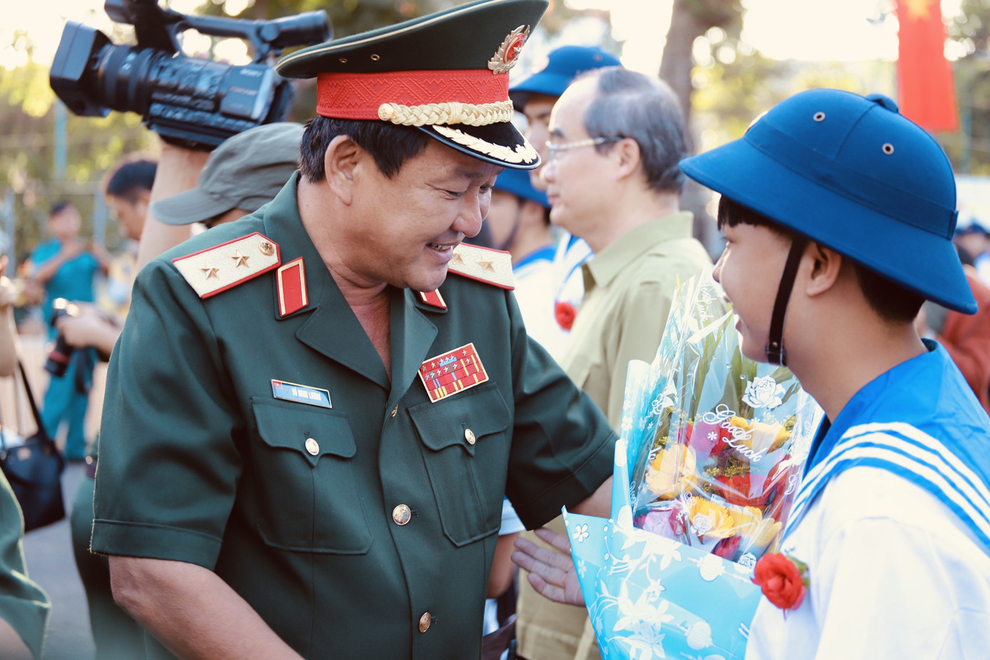 Nam thanh nữ tú TPHCM nhập ngũ ảnh 2