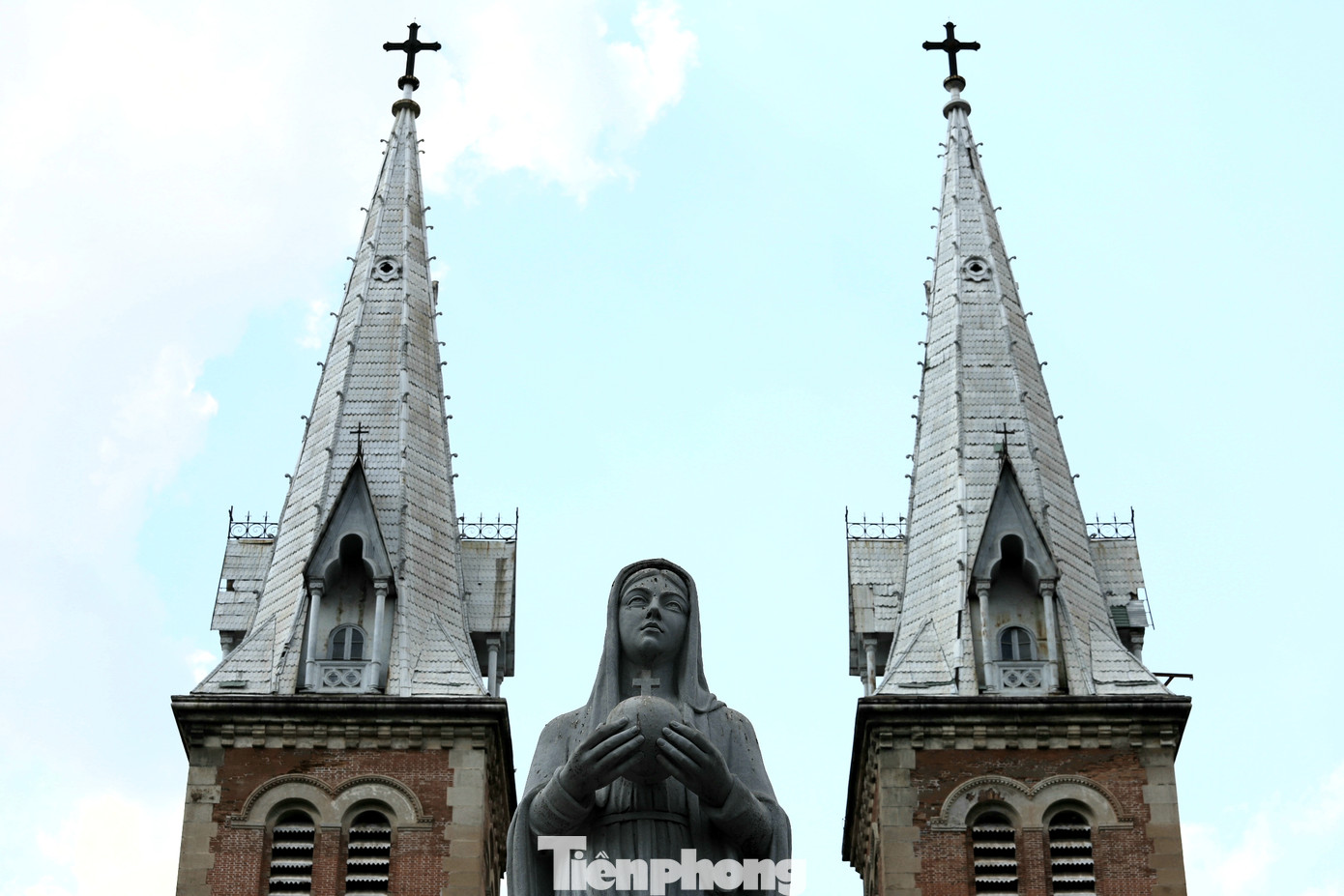 Cận cảnh nhà thờ Đức Bà trùng tu sắp xong ảnh 8