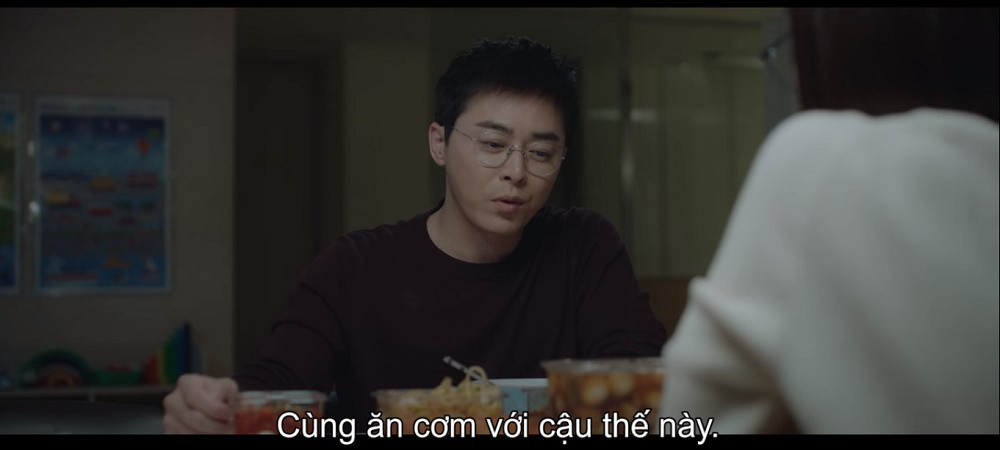 “Hospital Playlist” tập 10: Ngày hội tỏ tình, “gắt” nhất vẫn là thuyền Song Hwa - Ik Jun ảnh 3