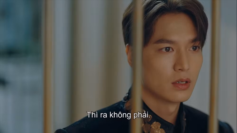 Thả thính tới tấp nhưng Lee Min Ho vẫn bị “crush” tống giam ở tập 2 “Quân Vương Bất Diệt“ ảnh 7