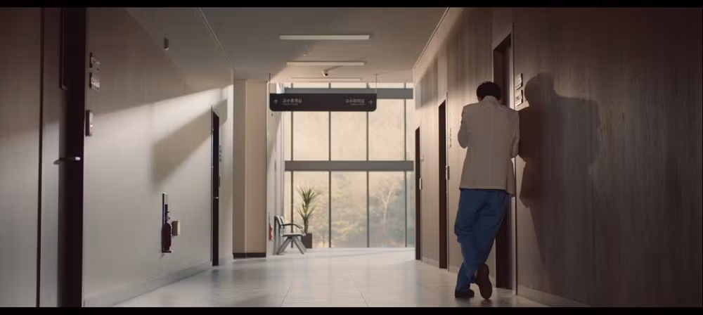 “Hospital Playlist” tập 6: Khi cả hội bạn thân có duy nhất một đứa con gái sẽ như thế nào? ảnh 17