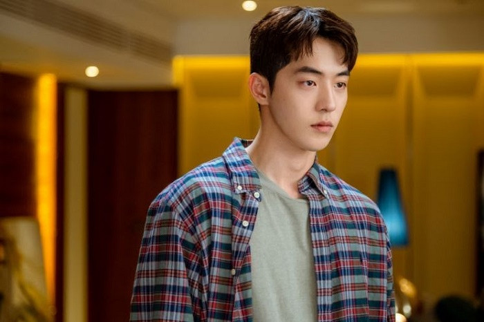 Nam Joo Hyuk "nằm không cũng dính đạn" giữa scandal bạo lực học đường của Ji Soo ảnh 1