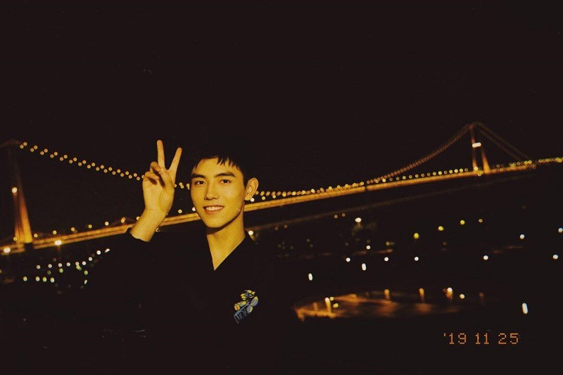 Hình ảnh Trần Phi Vũ lúc nhỏ được chia sẻ rầm rộ, netizen trầm trồ vì màn dậy thì thành công ảnh 5