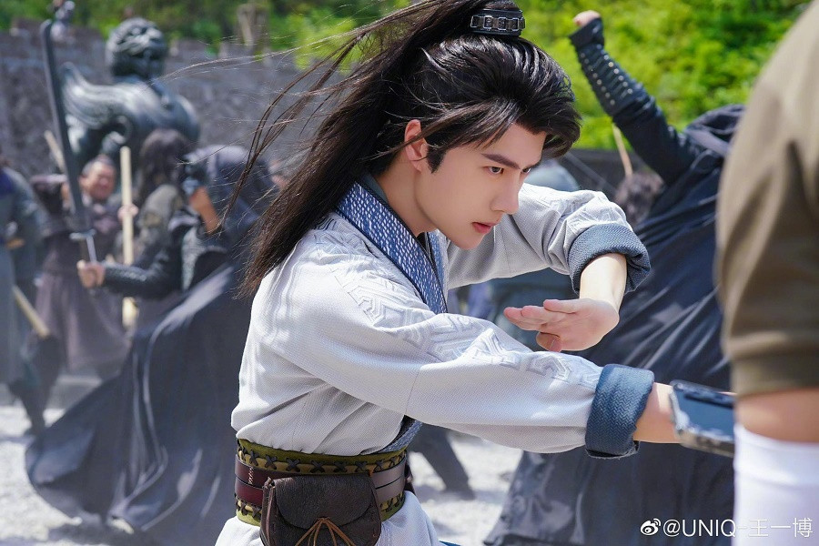 “Mất ngủ” vì dàn nam thần trong “Hữu Phỉ”: Lên phim siêu ngầu, ngoài đời siêu soái ảnh 2