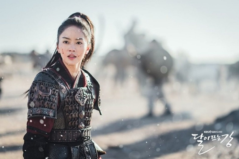 “Sông Đón Trăng Lên“: Kim So Hyun liệu có đổi vận khi gặp Na In Woo? ảnh 2