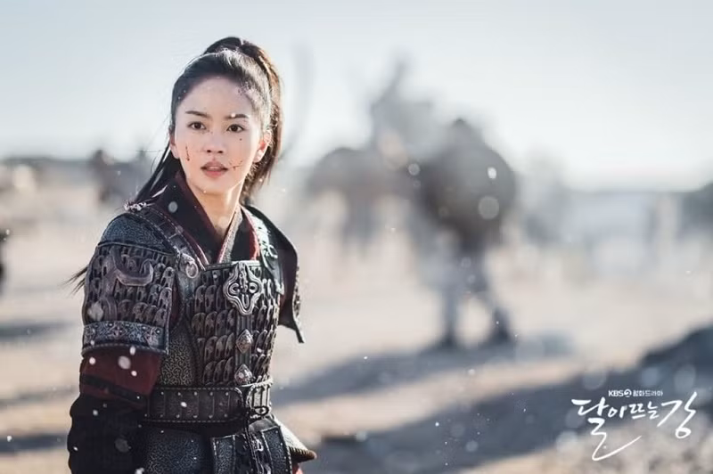 “Sông Đón Trăng Lên“: Kim So Hyun liệu có đổi vận khi gặp Na In Woo? ảnh 2