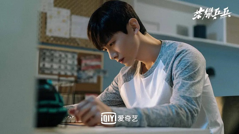 Bạch Kính Đình tăng 17kg: Tưởng không hay lại hay không tưởng, đẹp trai thế này cơ mà! ảnh 5