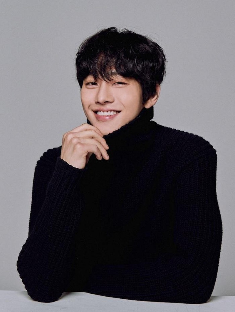 Ngoại hình của Ahn Hyo Seop vốn đã là một lợi thế Từng tự ti về diễn xuất, Ahn Hyo Seop đã được công nhận nhờ vào sự nỗ lực không ngừng ảnh 1