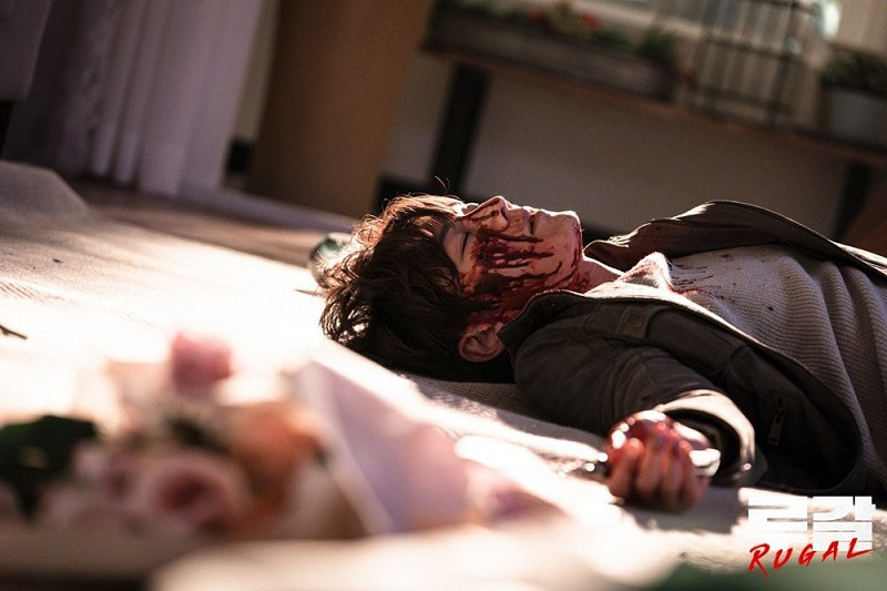 "Tổ chức RUGAL": Chỉ tập trung vào các cảnh hành động mãn nhãn thôi liệu có đủ? ảnh 1