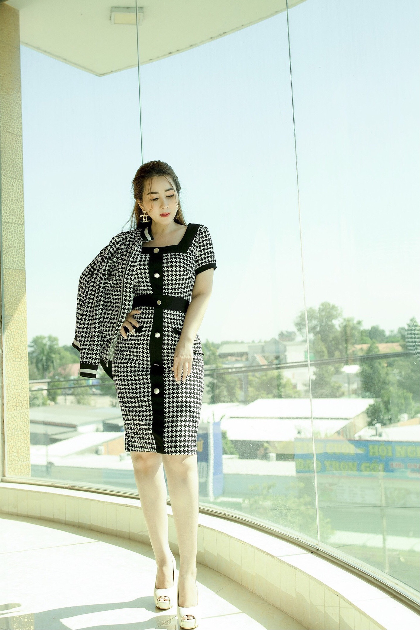 Big size Sành điệu shop gợi ý set đồ diện Tết đơn giản nhưng vẫn xinh lung linh ảnh 3