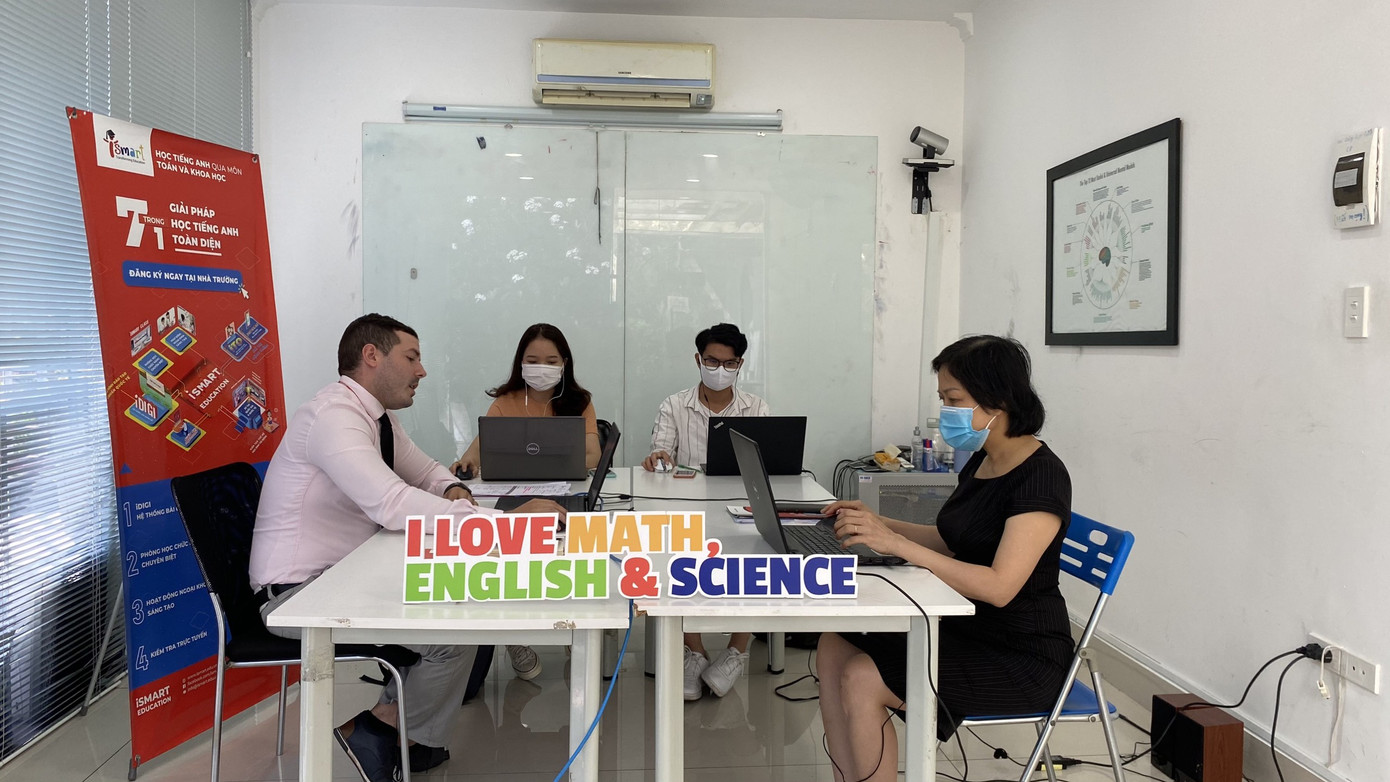 iSMART khởi động Virtual Class: Chạy liên tiếp 6 lớp mỗi ngày phục vụ học sinh trong mùa dịch ảnh 2