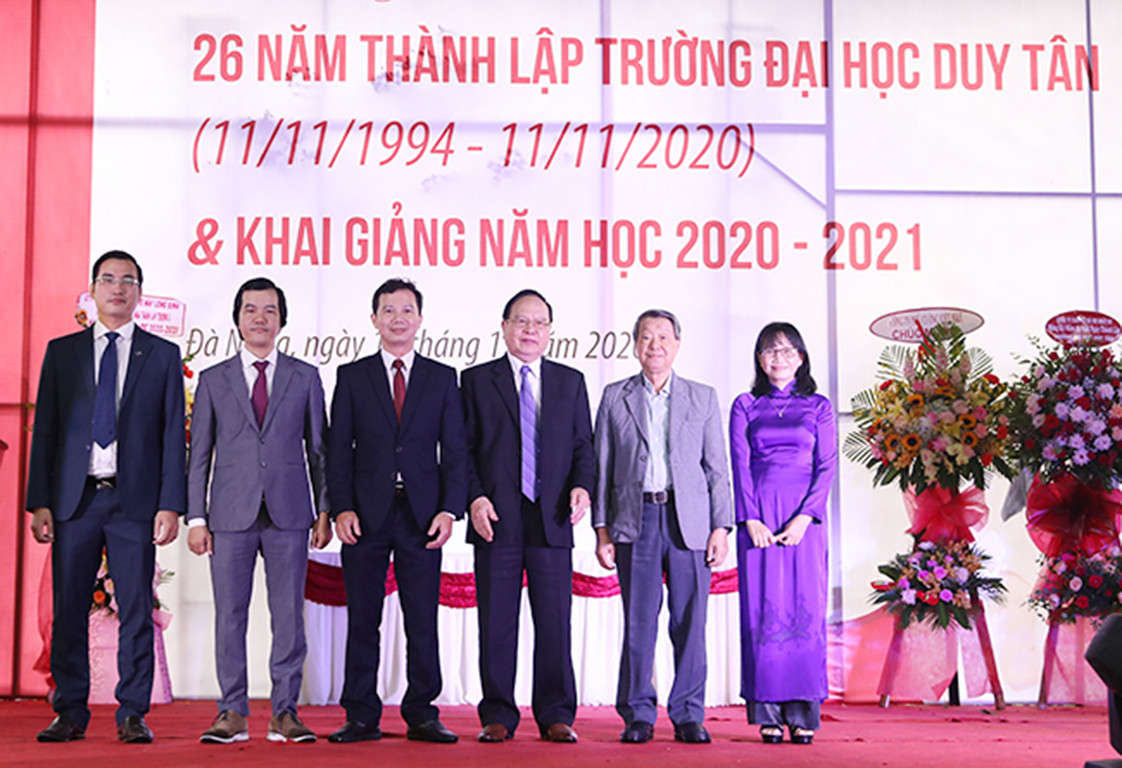 10 sự kiện nổi bật của ĐH Duy Tân năm 2020 ảnh 7