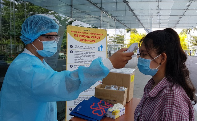 Bác sĩ tiếp xúc với bệnh nhân COVID-19 “khai gian”, cả bệnh viện khốn đốn ảnh 2