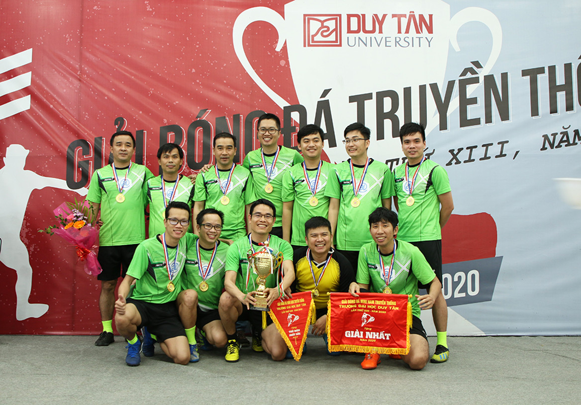 Đại học Duy Tân: Giải Nhì Sản phẩm Số Tiềm năng 2020 MAKE IN VIETNAM cho Ứng dụng 3D trong Y học ảnh 8