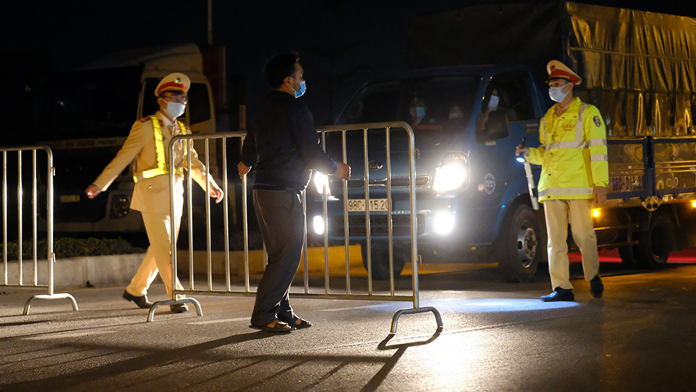 Phòng chống dịch COVID-19 chủng mới: Lạc quan trong tâm dịch ảnh 4 Phòng chống dịch COVID-19 chủng mới: Lạc quan trong tâm dịch ảnh 4