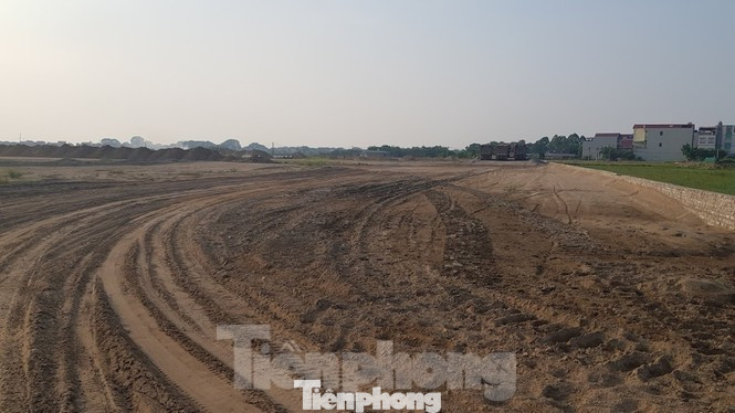 Bán nền 'bãi đất trống' thu trăm triệu, 'ngã ngửa' mua chung cư biến thành Condotel ảnh 1