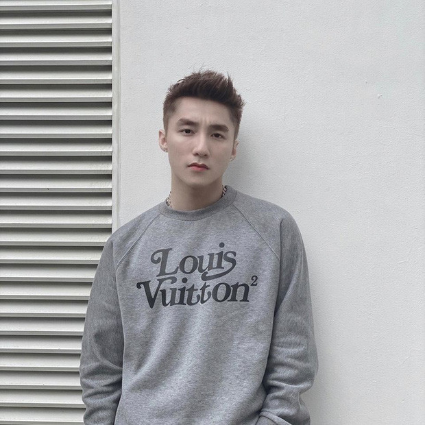 Showbiz 4/8: Ngọc Trinh phỗ diễn đường cong nóng bỏng, BB Trần diện váy xuyên thấu ảnh 7