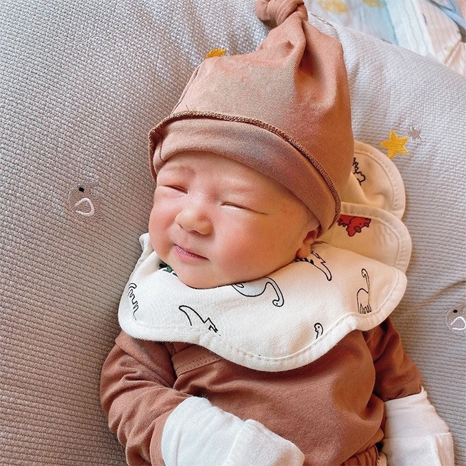 Tăng Thanh Hà diện trang phục xuyên thấu lạ mắt; Wowy ra Hà Nội “truy tìm” bác Lại Văn Sâm ảnh 24