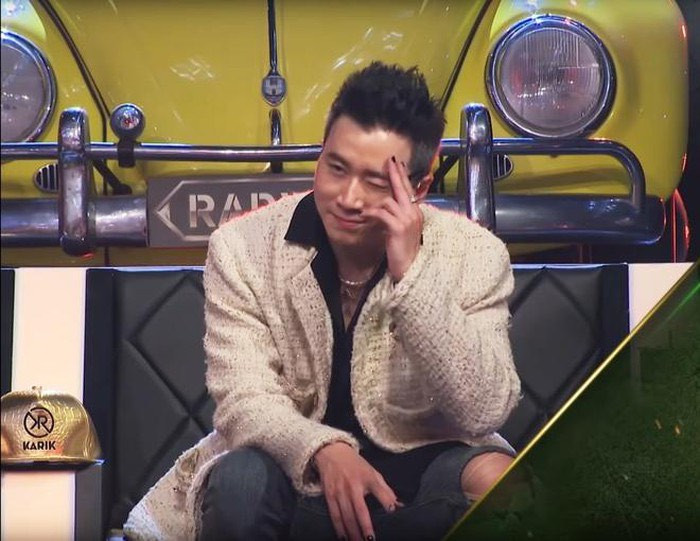 Ngọc Trinh tạo dáng... trên bàn ăn; Lan Khuê không được đi chơi vì lý do bất khả kháng ảnh 22