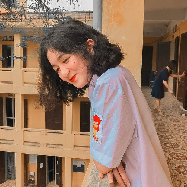 Sắc màu SV 21/7: Cô “Dương Mịch” của ĐH Greenwich; hot girl “đường phố” lột xác quyến rũ ảnh 15