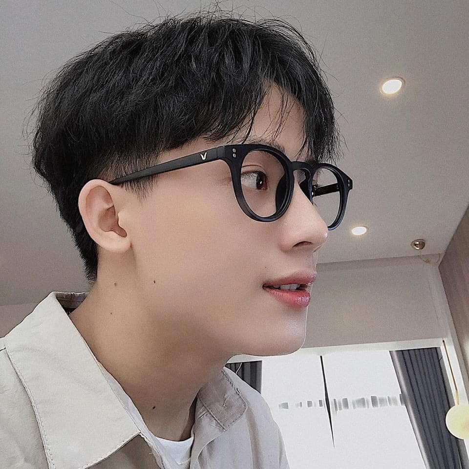 Sắc màu SV 22/7: Hotboy RMIT trở thành MC trẻ nhất VTV7, nữ sinh “ngủ sấp mặt” ở Đà Lạt ảnh 15