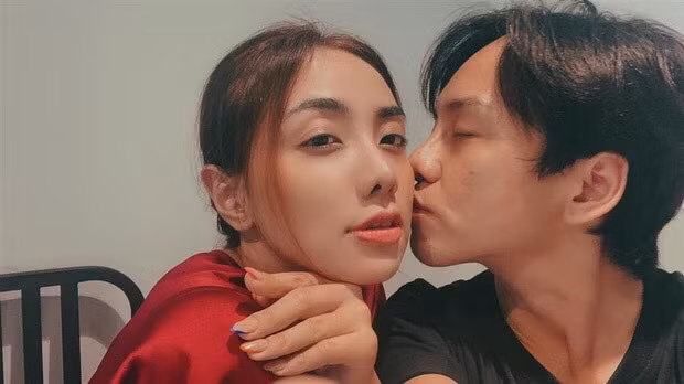 Trường Giang phủ sóng nhiều gameshow; Thanh Hằng diện vét không nội y ảnh 1
