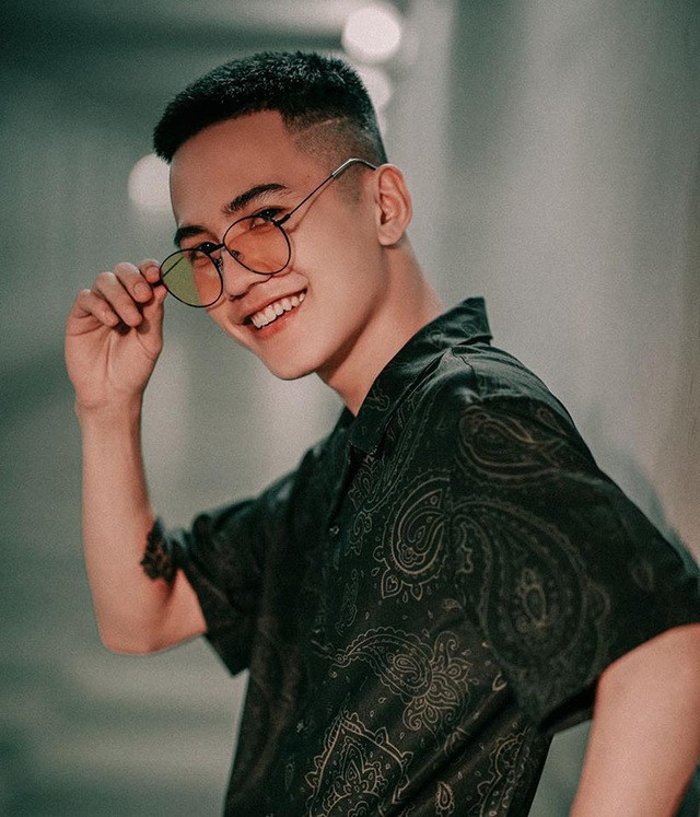 Sắc màu SV 1/7: 9X Việt thành hoa khôi tại Nhật, ra mắt “khách sạn 8 sao kiêm ĐH Văn Lang“ ảnh 12