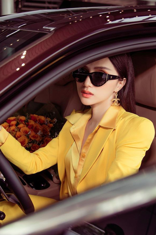 Showbiz 14/6: Hương Giang tậu xe 5 tỷ, Lynk Lee tuyên bố “giữ nguyên giới tính nữ“ ảnh 2