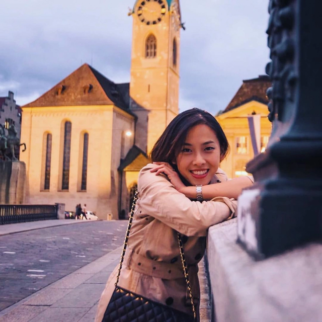 Nam sinh 2003 khí chất ngút ngàn; cô gái 9X gây tiếng vang ở triển lãm chiếu cói ảnh 3