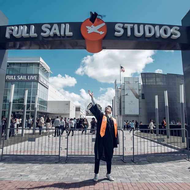 Sắc màu SV 22/7: Hotboy RMIT trở thành MC trẻ nhất VTV7, nữ sinh “ngủ sấp mặt” ở Đà Lạt ảnh 11