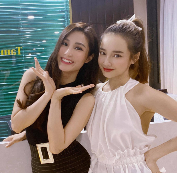 Showbiz 16/7: Xuân Nghị về thăm trường cũ; Sơn Tùng lọt Billboard Social 50 ảnh 20