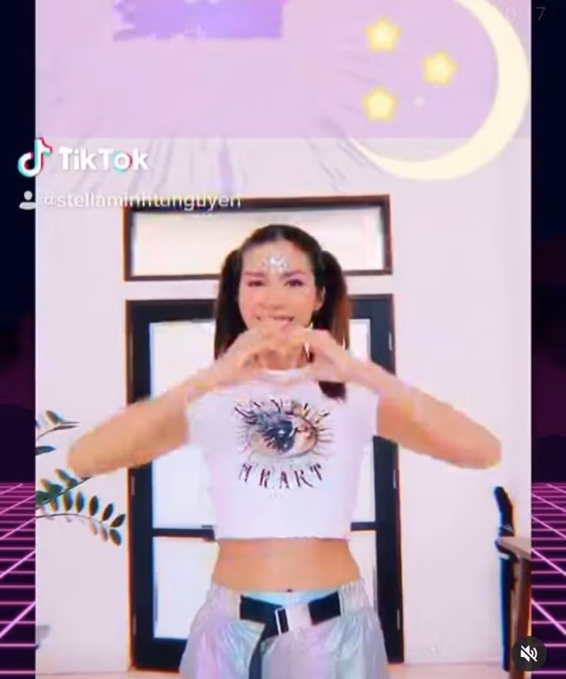 Showbiz 18/6: H'Hen Niê đi chân trần dưới mưa gây “sốt”, Hoàng Thùy Linh - Gil Lê tình tứ ảnh 6