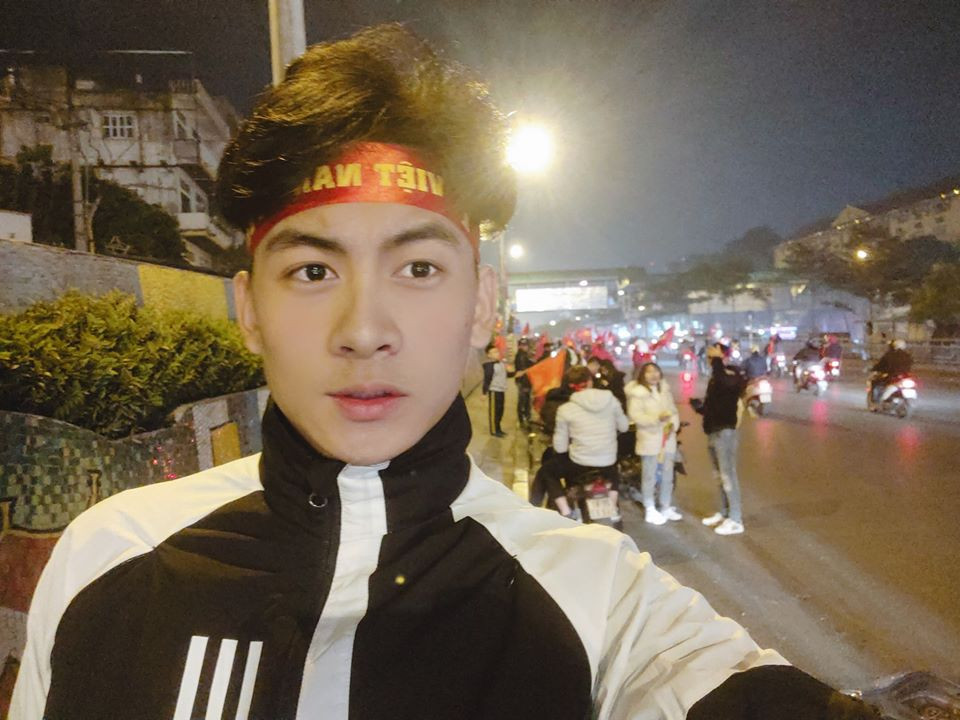 Tham gia Chúng tôi là chiến sĩ, chàng cảnh vệ gây thương nhớ với ngoại hình cực điển trai ảnh 8