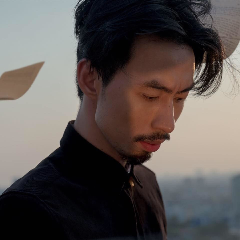 Ngọc Trinh hóa “Cô hầu gái” dù đã U40; Sơn Tùng phủ sóng “Sky Tour Movie” ở 190 quốc gia ảnh 19