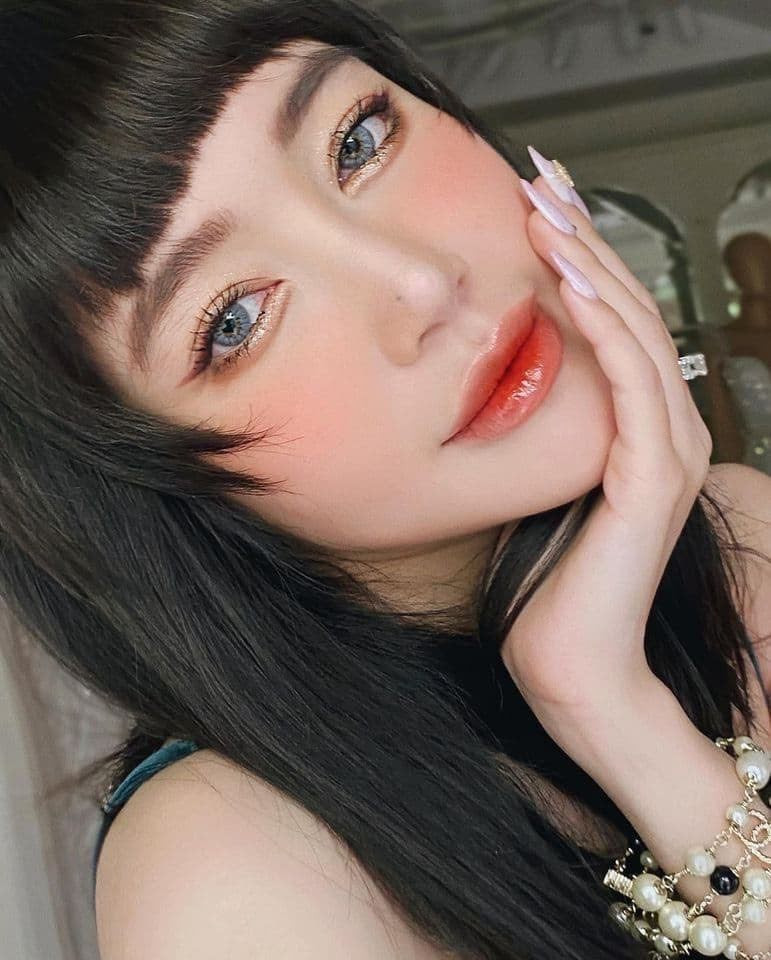 Elly Trần gây bất ngờ vì đổi kiểu tóc; Đặng Thu Thảo được khen quá xinh đẹp dù đã 2 con ảnh 16