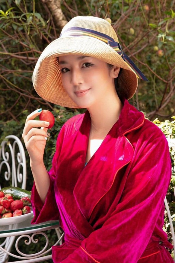 Showbiz 8/6: Chi Pu uất ức khi bị vùi dập, Cara Phương tích cực “thả thính” Noway ảnh 13