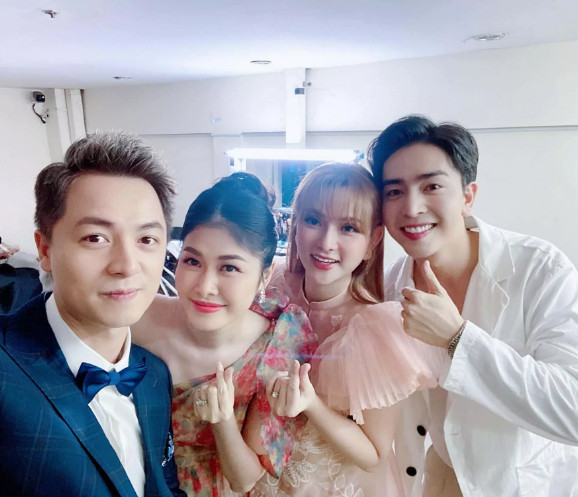 Showbiz 5/6: Bảo Thanh được chồng tặng xế sang tiền tỷ, Bảo Anh tuôn huyết lệ trong MV mới ảnh 15