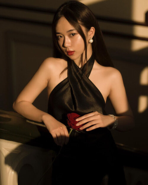 Sắc màu SV 20/7: Nữ sinh viên Y Dược đẹp tựa thiên thần, nhan sắc “lên hương” sau giảm cân ảnh 8